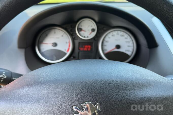 Peugeot 206 2 generation Hatchback 5-doors