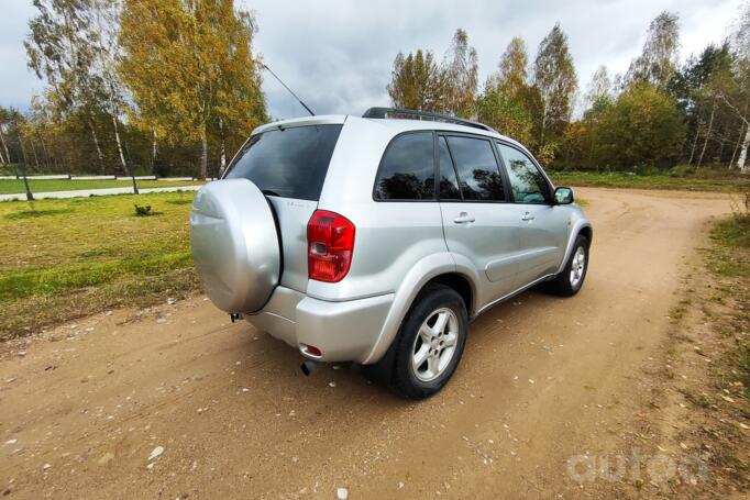Toyota RAV 4 2 generation (XA20)