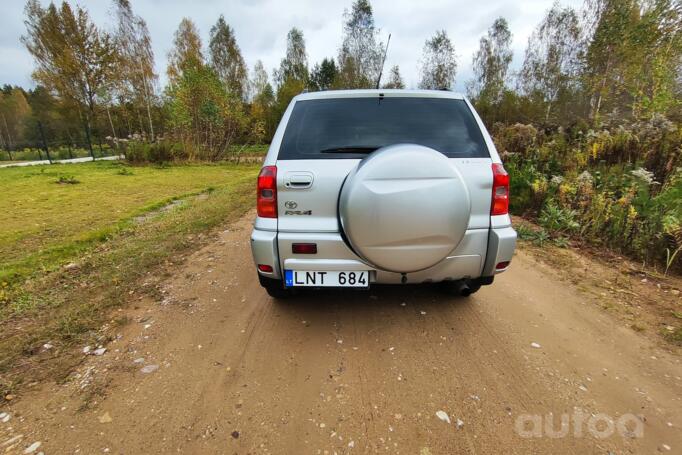 Toyota RAV 4 2 generation (XA20)