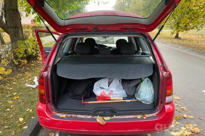 Ford Focus 1 generation wagon 5-doors