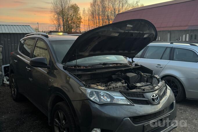 Toyota RAV 4 4 generation (XA40)