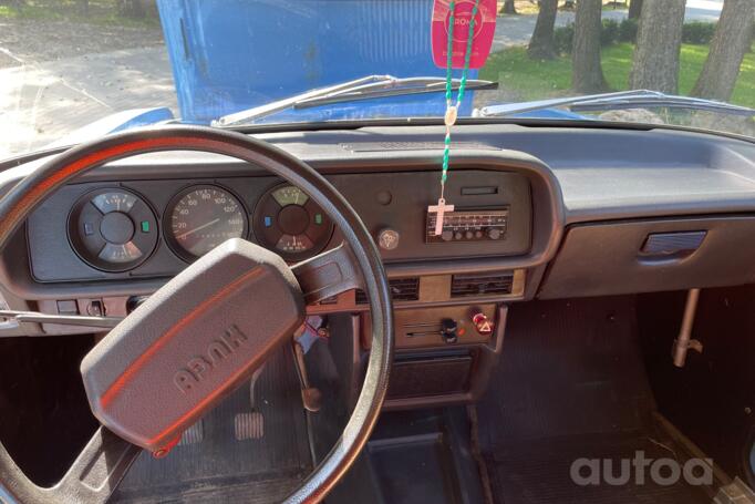 Moskvich 2140 1 generation Sedan