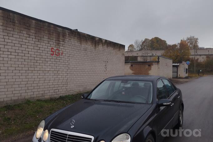 Mercedes-Benz E-Class W211 Sedan
