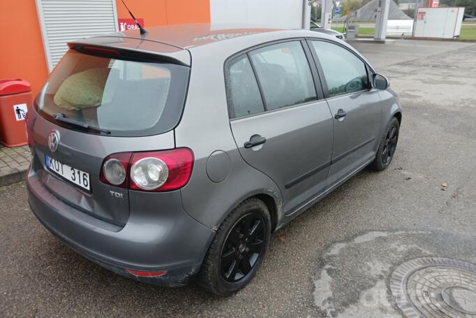 Volkswagen Golf Plus 1 generation
