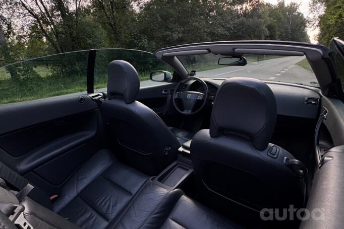 Volvo C70 2 generation Cabriolet