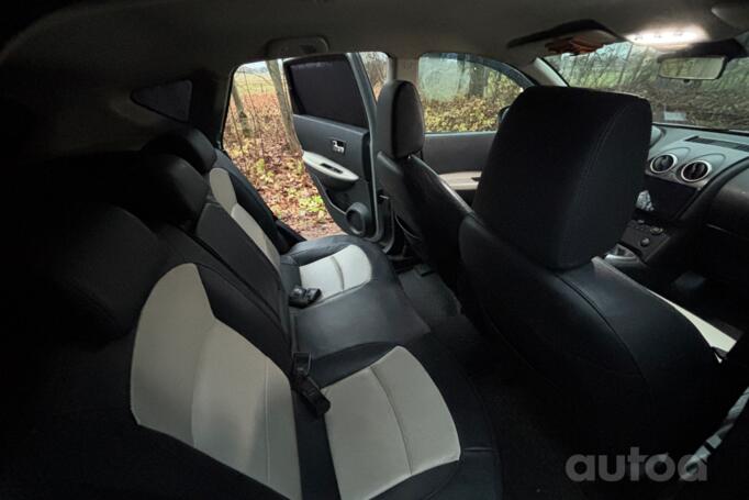 Nissan Qashqai 1 generation Crossover 5-doors