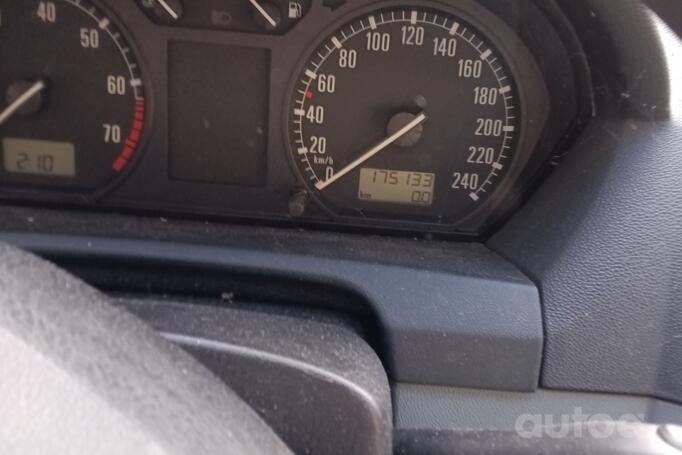 Skoda Fabia 6Y Hatchback 5-doors