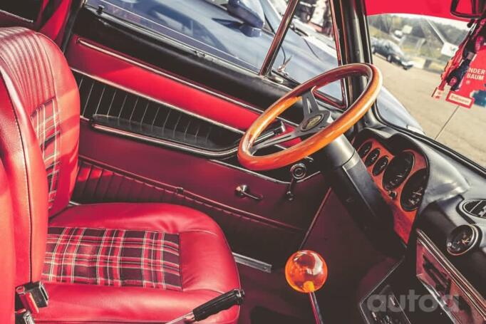 VAZ (Lada) 2103 1 generation Sedan 4-doors