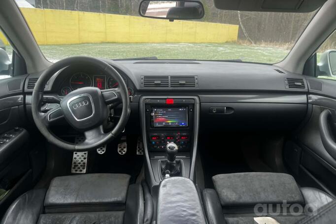 Audi A4 B6 Avant wagon 5-doors