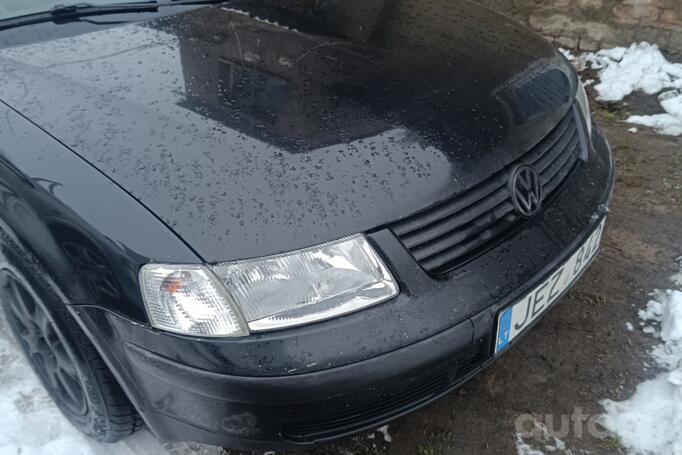 Volkswagen Passat B5 Sedan 4-doors