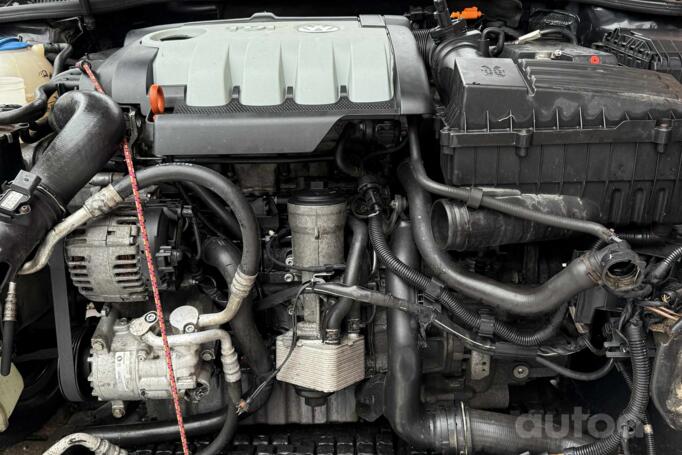 Volkswagen Golf 5 generation Hatchback 5-doors