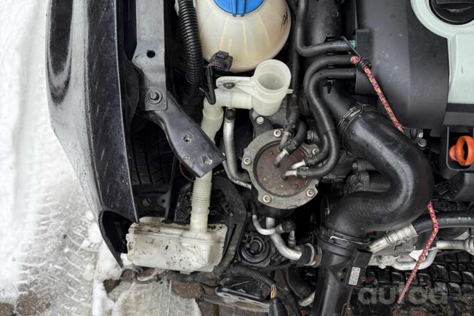 Volkswagen Golf 5 generation Hatchback 5-doors