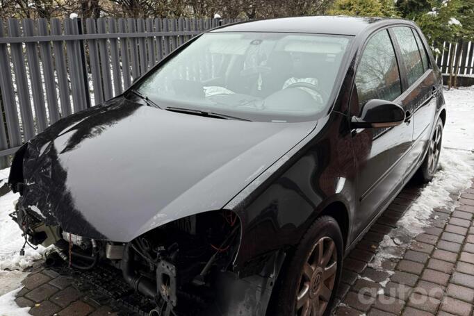 Volkswagen Golf 5 generation Hatchback 5-doors