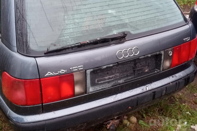 Audi 100 4A/C4 Avant wagon