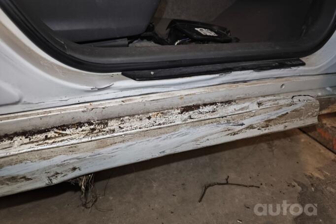 Toyota Prius 3 generation Hatchback 5-doors