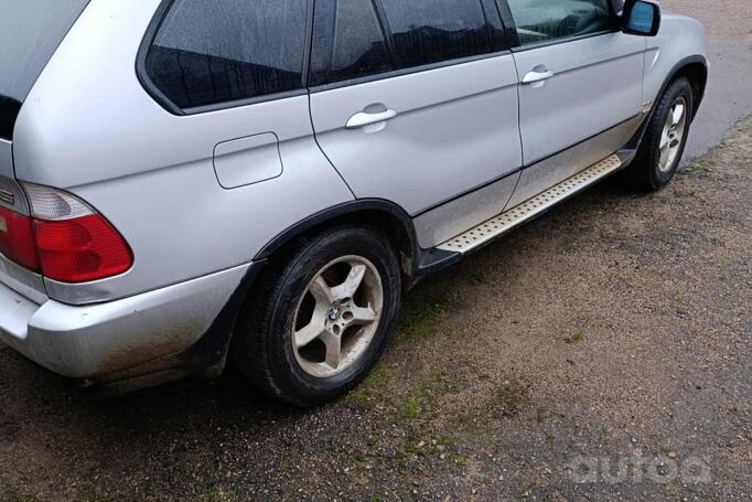 BMW X5 E53 Crossover