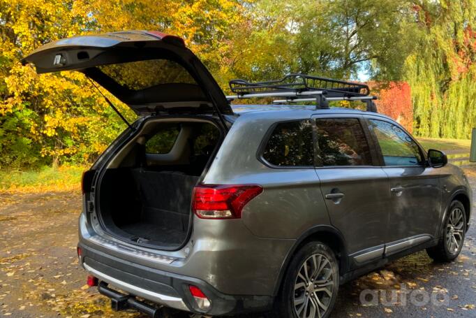 Mitsubishi Outlander 3 generation [3th restyling] Crossover