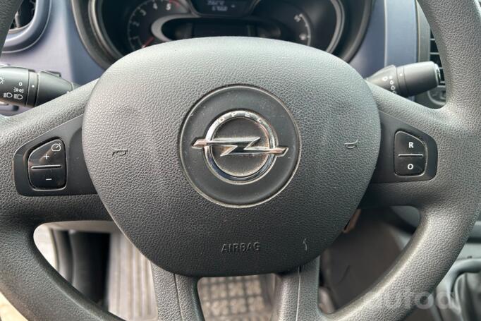 Opel Vivaro B Minivan Long