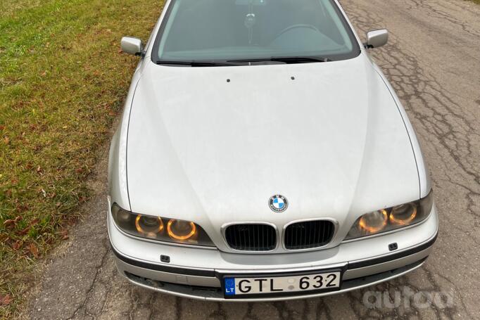 BMW 5 Series E39 Sedan 4-doors