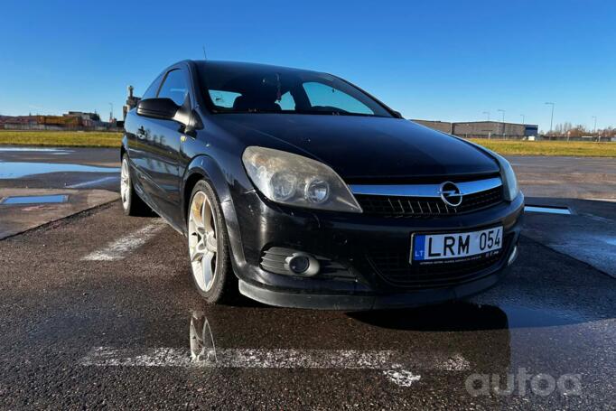Opel Astra H [restyling]