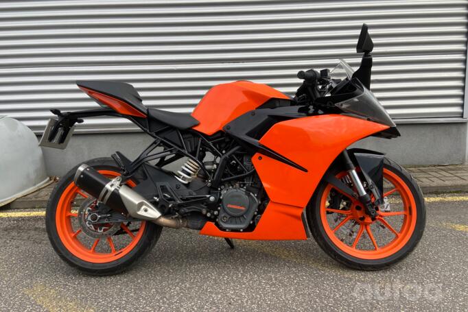 KTM RC