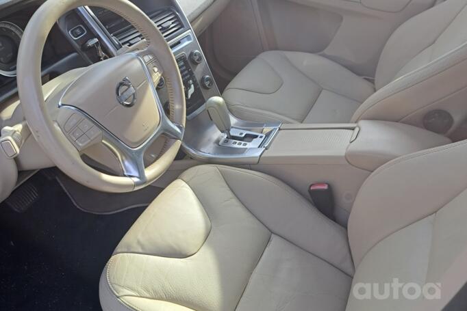 Volvo XC60 1 generation Crossover