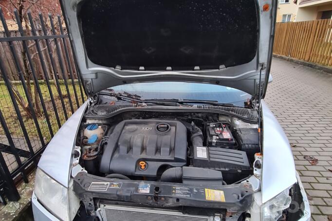 Skoda Octavia 2 generation Combi wagon 5-doors