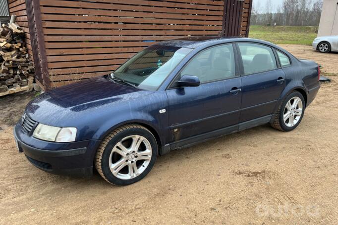 Volkswagen Passat B5 Sedan 4-doors
