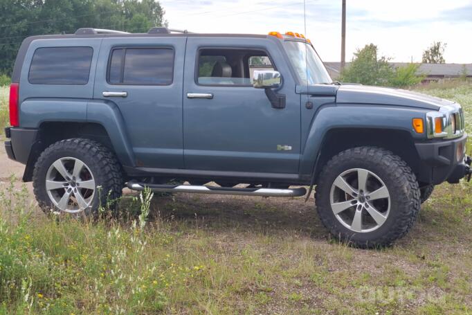 Hummer H3 1 generation X SUV 5-doors