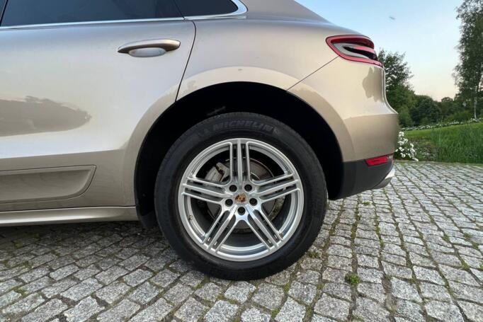 Porsche Macan 1 generation Crossover