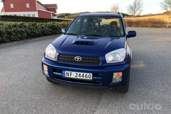 Toyota RAV 4 2 generation (XA20)