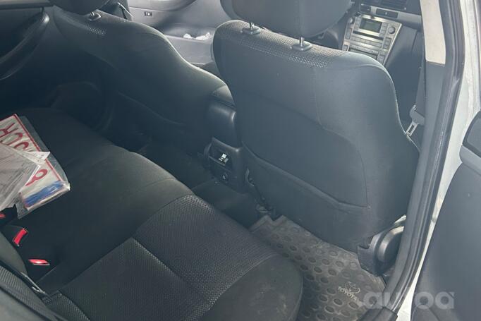 Toyota Avensis 2 generation [restyling] wagon