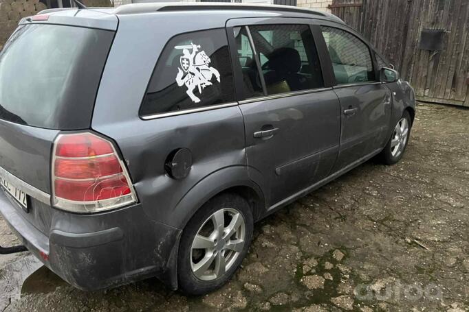 Opel Zafira B Minivan 5-doors