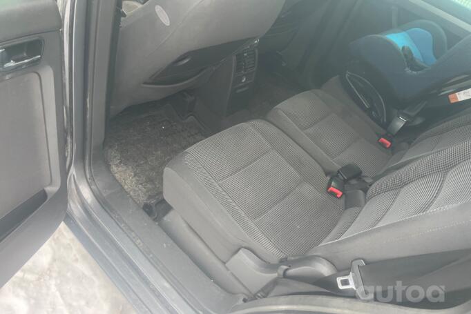 Volkswagen Touran 1 generation Minivan