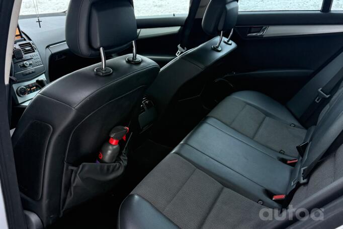 Mercedes-Benz C-Class W204/S204 Sedan