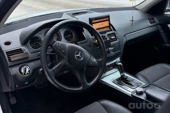 Mercedes-Benz C-Class W204/S204 Sedan