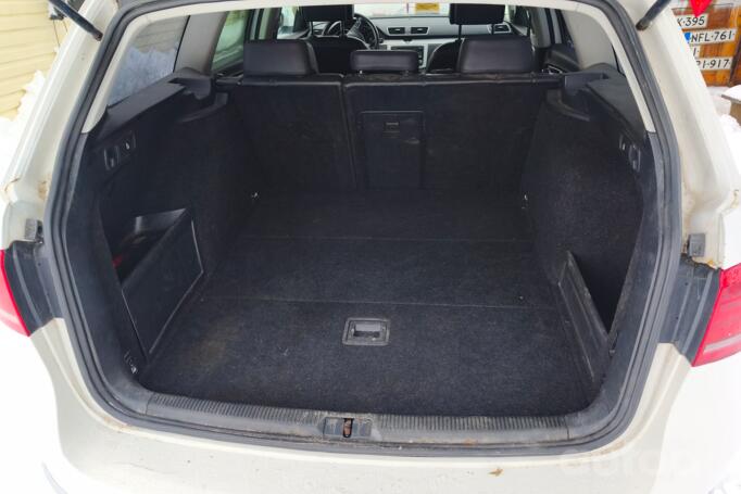 Volkswagen Passat B7 Variant wagon 5-doors