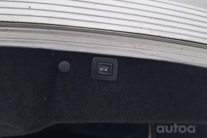 Opel Insignia A [restyling] Sports Tourer wagon 5-doors