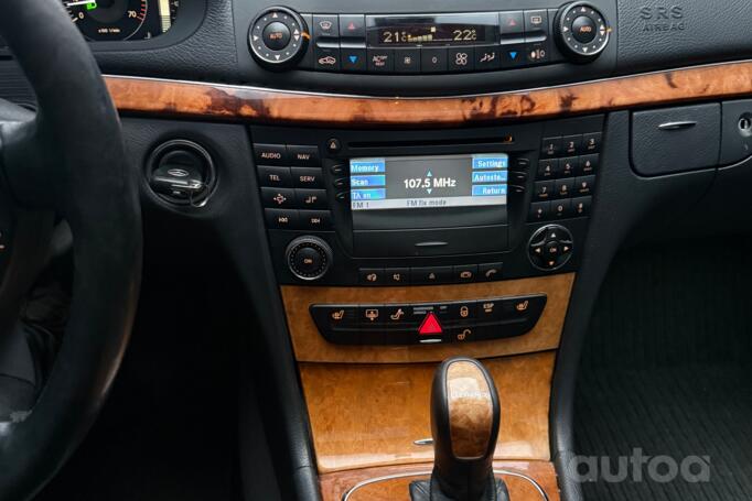 Mercedes-Benz E-Class W211 Sedan