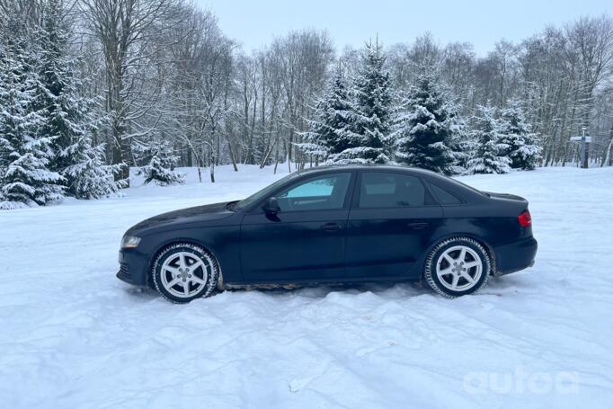 Audi A4 B8/8K Sedan 4-doors