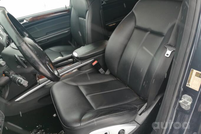 Mercedes-Benz GL-Class X164 [restyling] SUV 5-doors