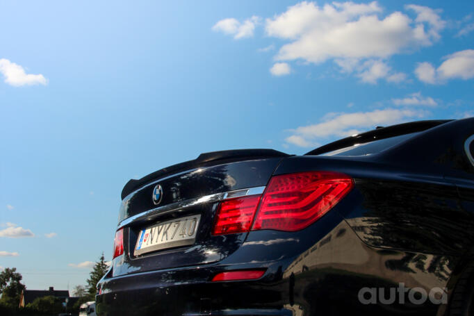 BMW 7 Series F01/F02 Sedan