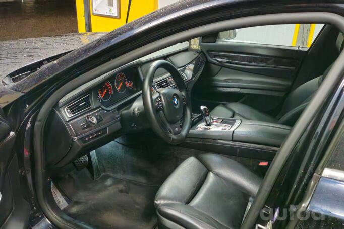 BMW 7 Series F01/F02 Sedan