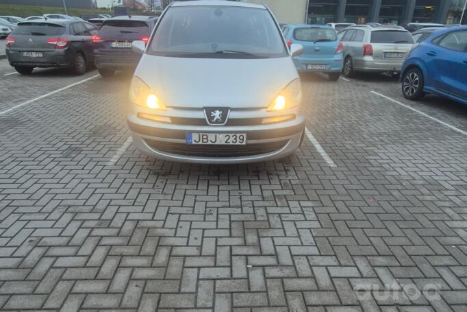 Peugeot 807 1 generation Minivan