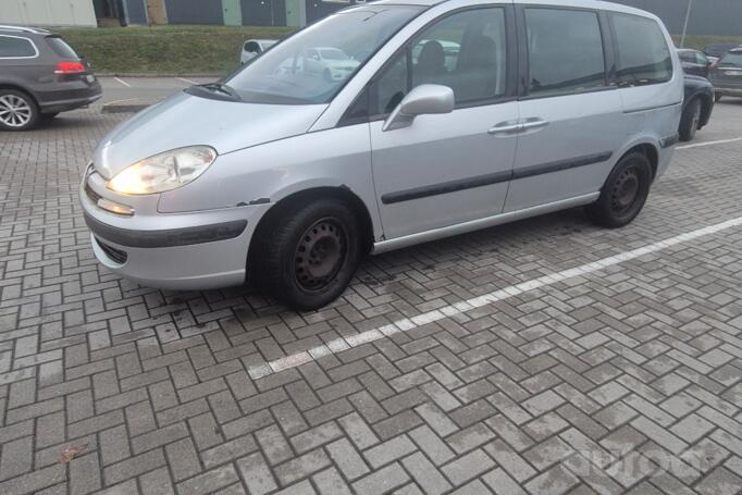 Peugeot 807 1 generation Minivan