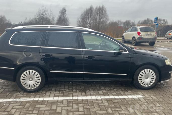 Volkswagen Passat B6 wagon 5-doors