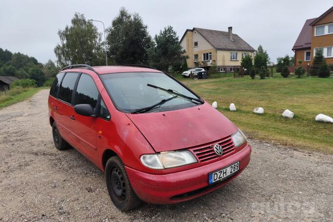 Volkswagen Sharan 1 generation Minivan 5-doors