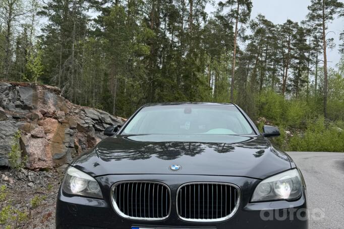 BMW 7 Series F01/F02 Sedan