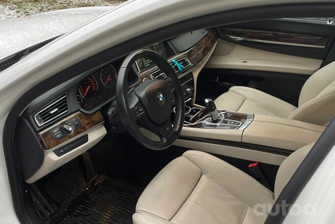 BMW 7 Series F01/F02 [restyling] Sedan