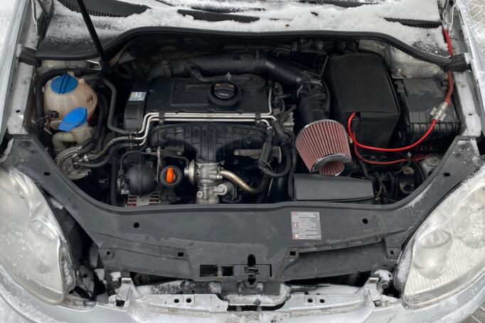 Volkswagen Golf 5 generation Hatchback 5-doors